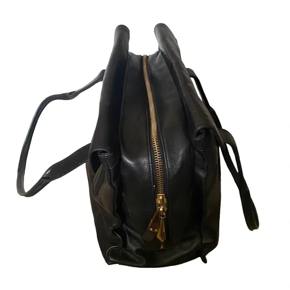 Pour la Victoire leather handbag
